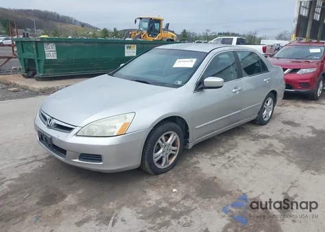 2006 Honda Accord 2.4 Se from USA, damaged, VIN 1HGCM55326A023088